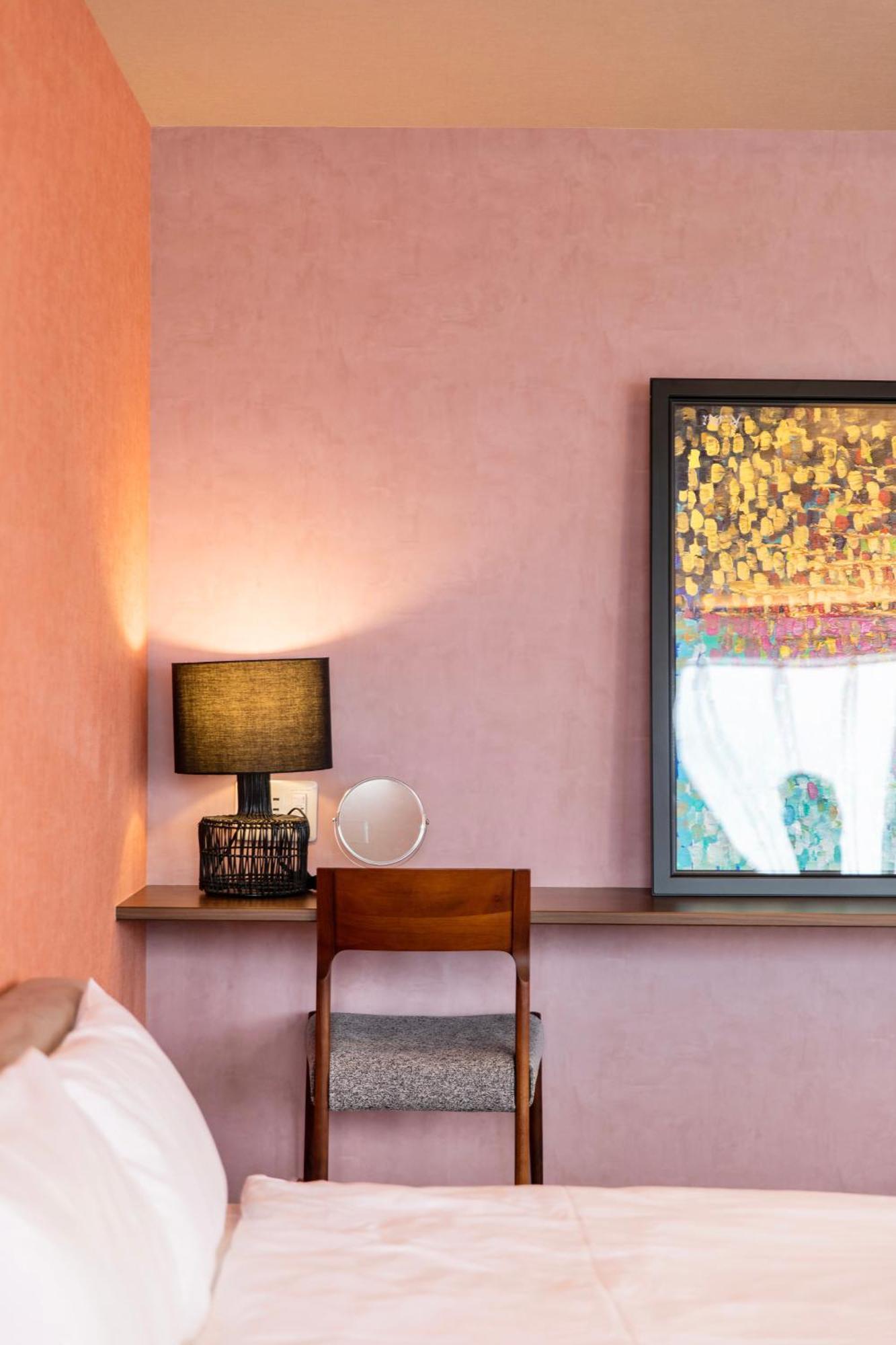Breaky Hotel Chatan Extérieur photo