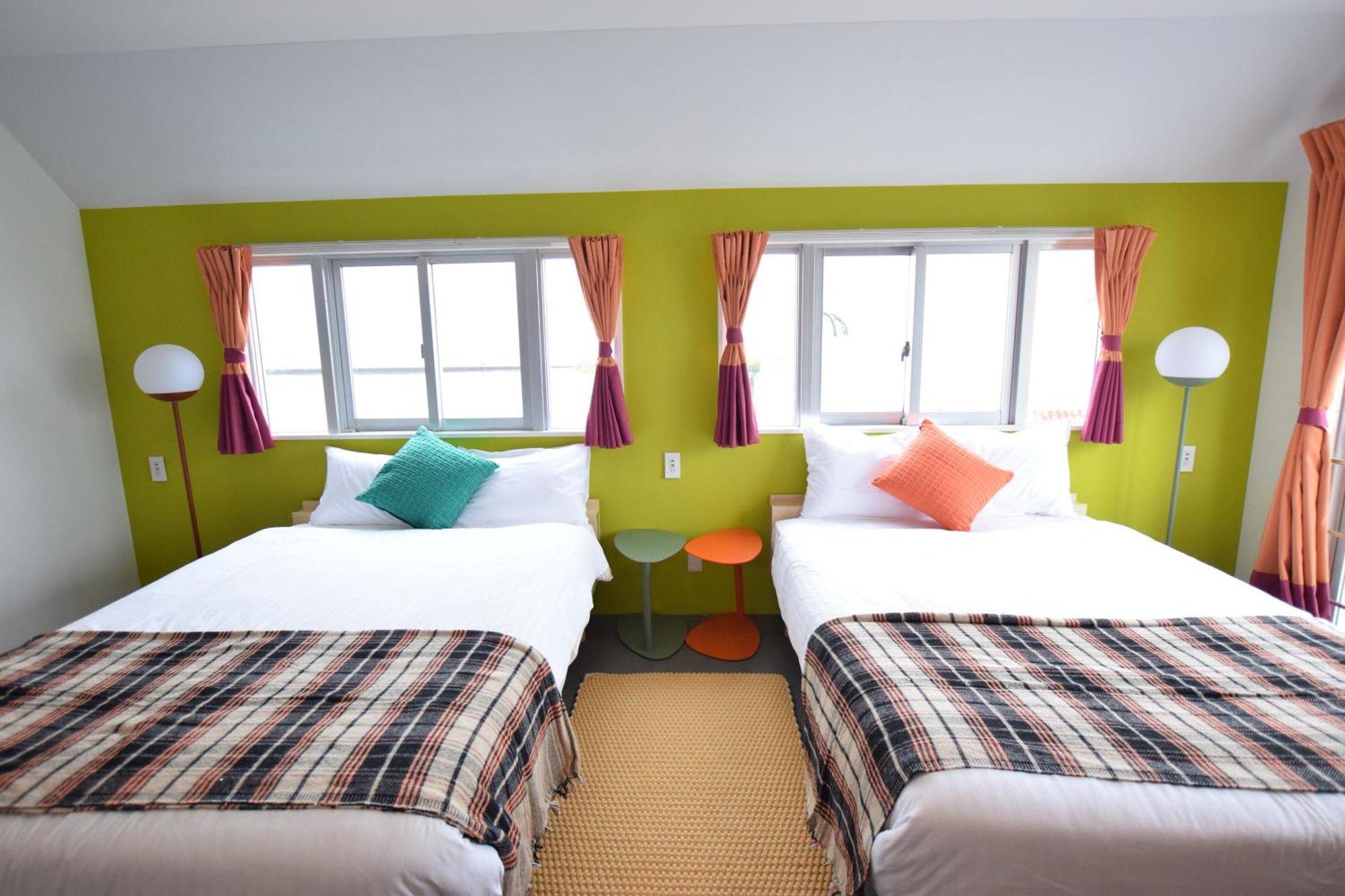 Breaky Hotel Chatan Extérieur photo